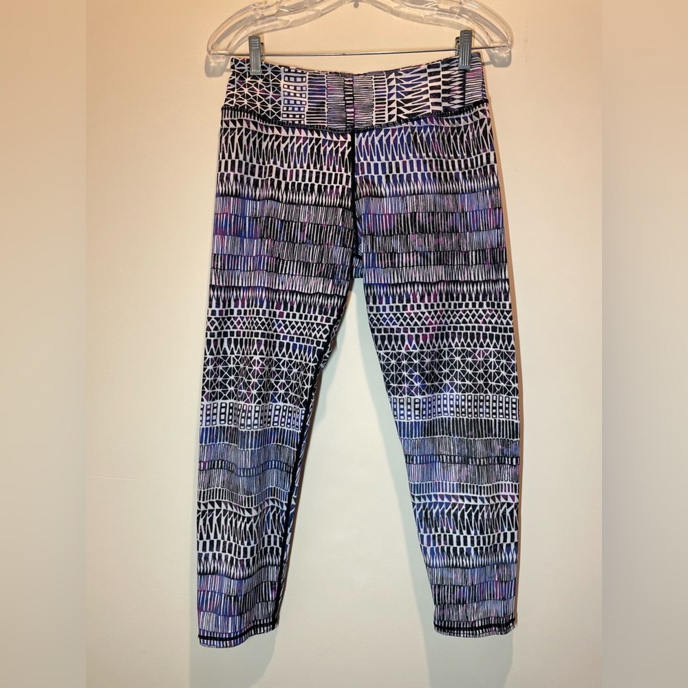 PRANA 💜 Sz. L tribal pattern leggings
